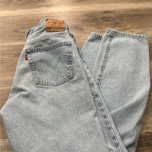 Levi Women’s 501 Straight Leg